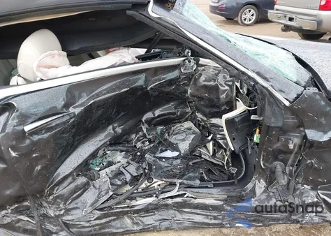 2023 Mercedes-Benz E 450 z USA, uszkodzony, nr VIN W1K1K5JB8PF187822